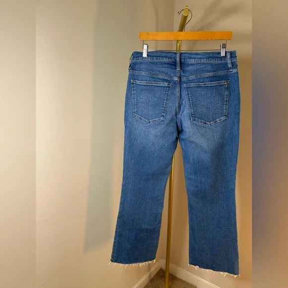 EUC! Madewell Worn Once!! Mid Rise Kick Out Jeans - Picture 6 of 8